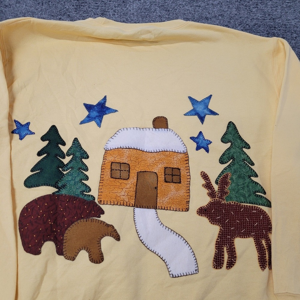 Hanes Sweatshirt Womens XL Yellow Winter Cabin Patch Crewneck Fleece Graphic